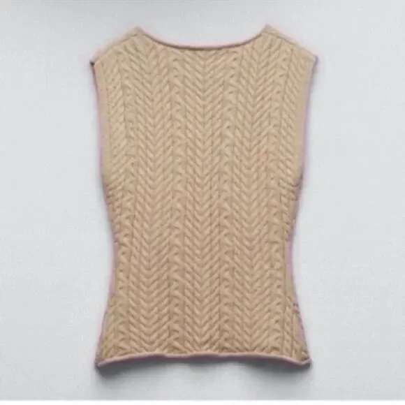 NWT CABLE KNIT TOP Size Small - Picture 8 of 9